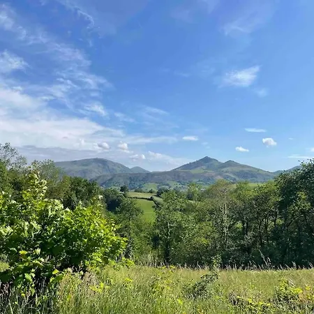 Logement Au Coeur Du Pays Basque דירה *